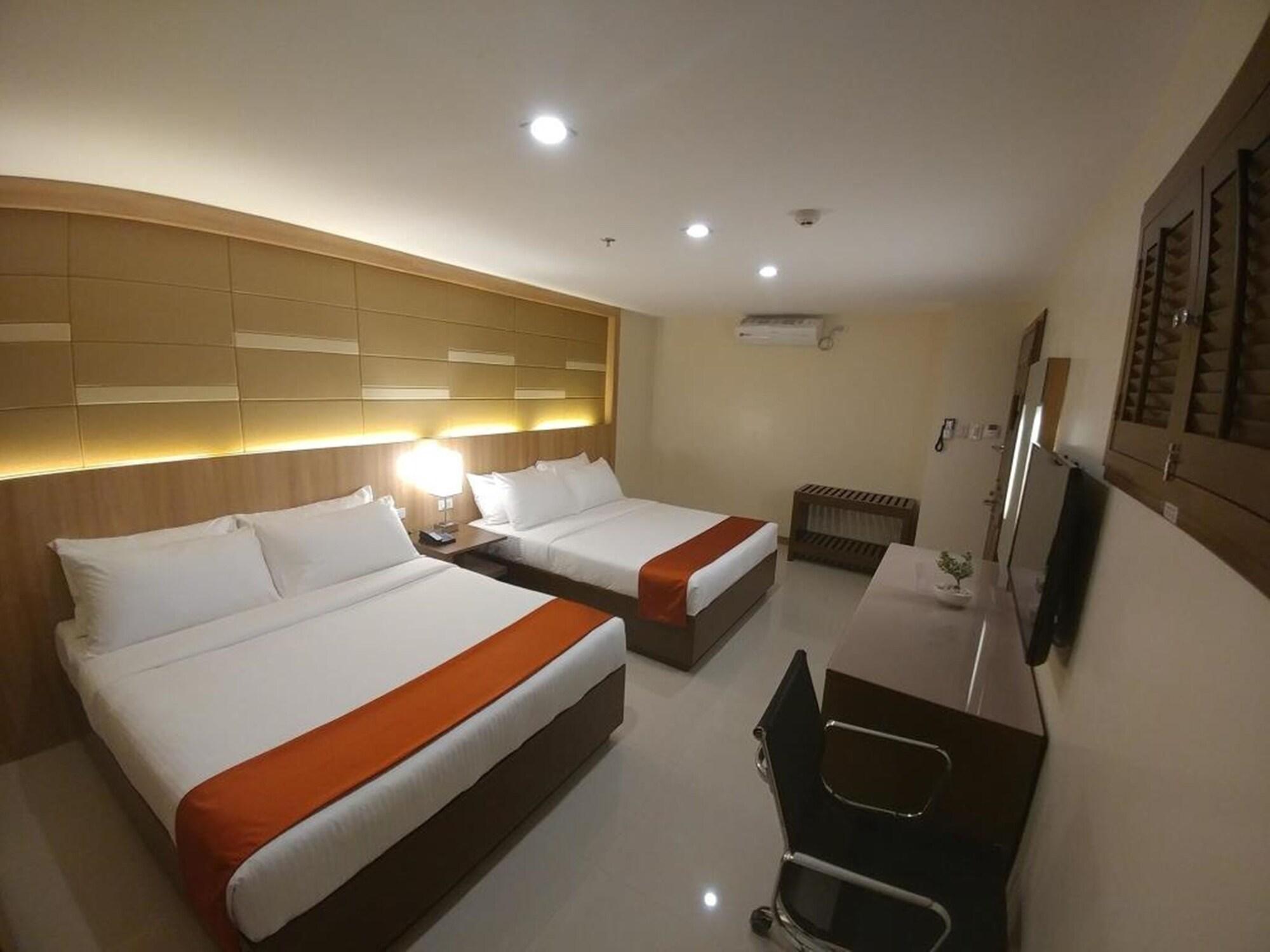 Hotel Veniz - Session Baguio City Exterior photo