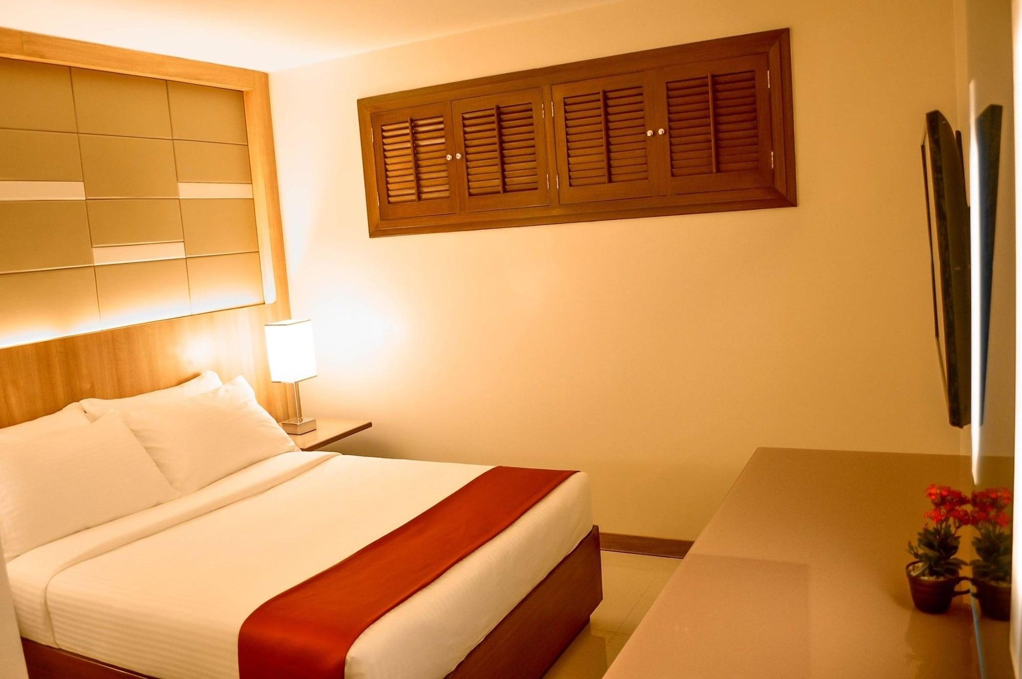 Hotel Veniz - Session Baguio City Exterior photo