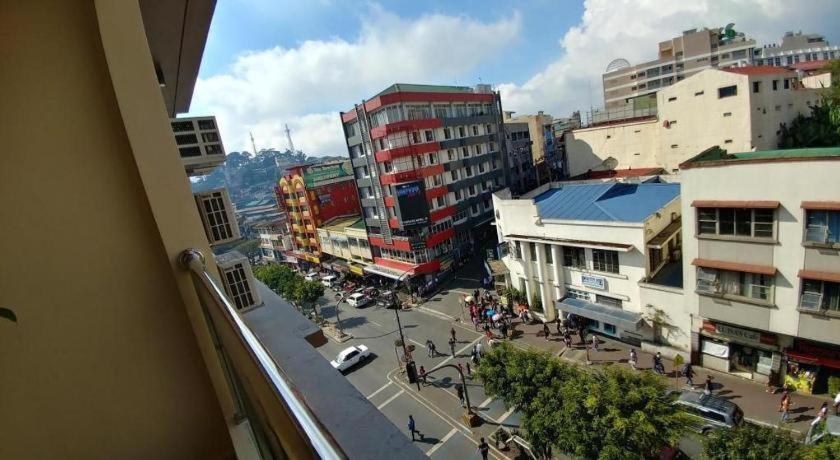 Hotel Veniz - Session Baguio City Exterior photo